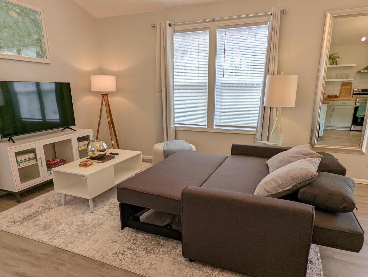 Contemporary 2-Bedroom Close To Downtown, Dining Eugene Buitenkant foto
